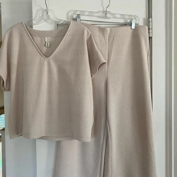 Joie beige pant set - Picture 1 of 6